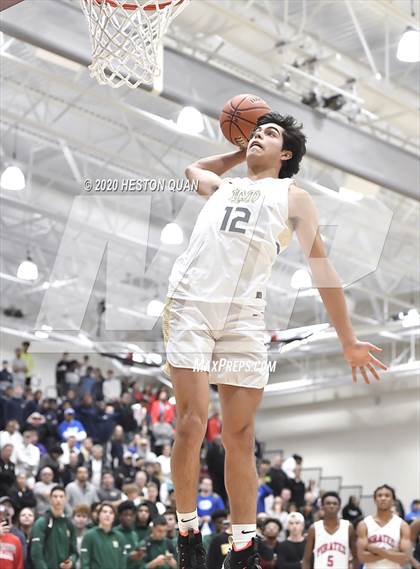 Thumbnail 3 in Rancho Mirage Holiday Invitational Slam Dunk Contest photogallery.