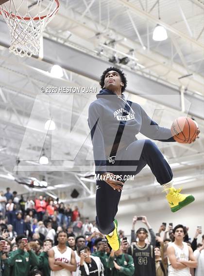 Thumbnail 3 in Rancho Mirage Holiday Invitational Slam Dunk Contest photogallery.