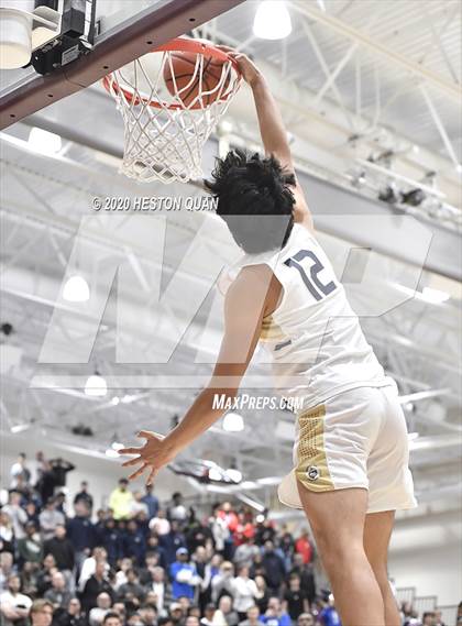 Thumbnail 2 in Rancho Mirage Holiday Invitational Slam Dunk Contest photogallery.