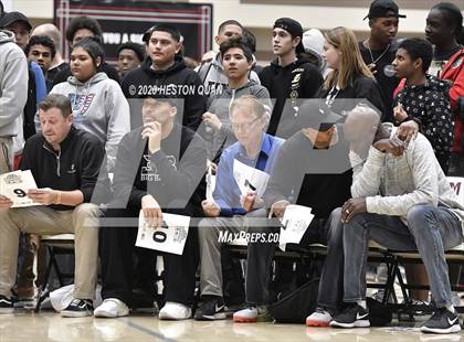 Thumbnail 3 in Rancho Mirage Holiday Invitational Slam Dunk Contest photogallery.