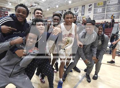 Thumbnail 1 in Rancho Mirage Holiday Invitational Slam Dunk Contest photogallery.