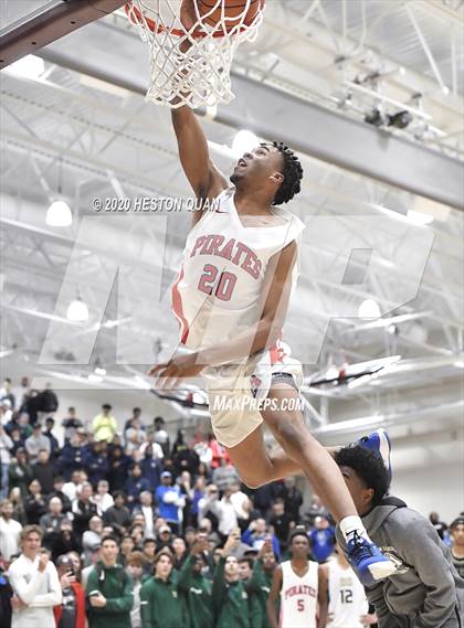 Thumbnail 3 in Rancho Mirage Holiday Invitational Slam Dunk Contest photogallery.