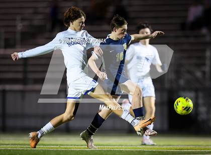 Thumbnail 1 in Rochester vs Stoney Creek (MHSAA D1 District Payoff) photogallery.