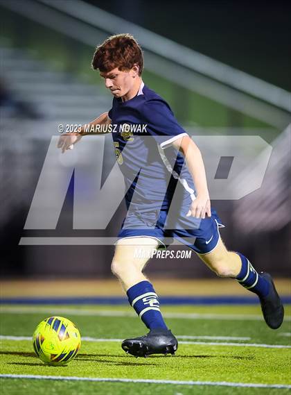 Thumbnail 2 in Rochester vs Stoney Creek (MHSAA D1 District Payoff) photogallery.