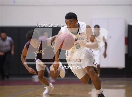 Thumbnail 2 in Independence vs. Bakersfield photogallery.