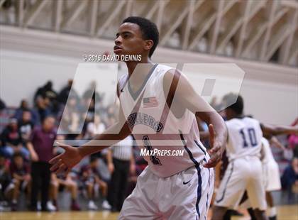 Thumbnail 2 in Independence vs. Bakersfield photogallery.