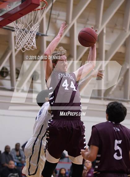 Thumbnail 1 in Independence vs. Bakersfield photogallery.