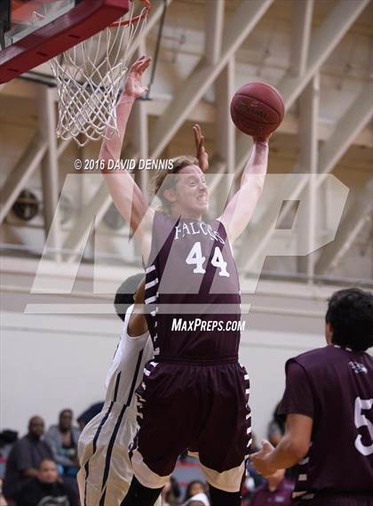 Thumbnail 3 in Independence vs. Bakersfield photogallery.