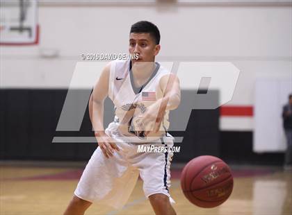 Thumbnail 3 in Independence vs. Bakersfield photogallery.