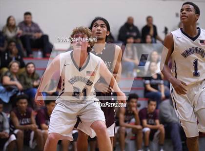 Thumbnail 2 in Independence vs. Bakersfield photogallery.