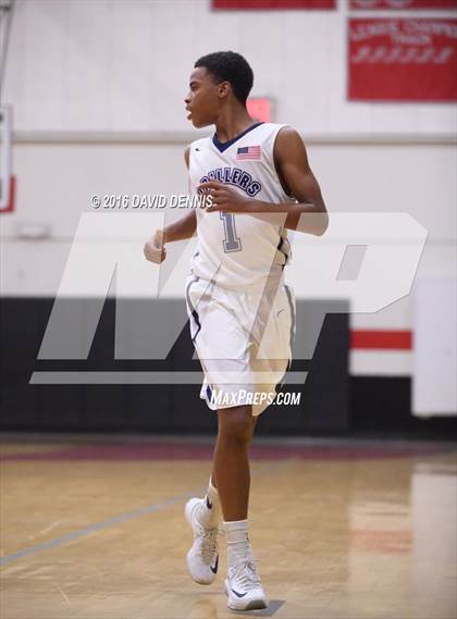 Thumbnail 2 in Independence vs. Bakersfield photogallery.