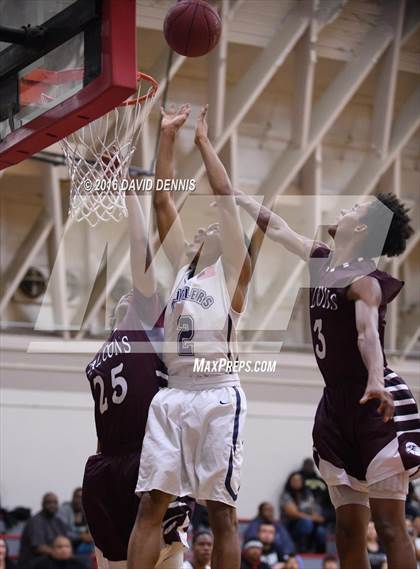 Thumbnail 2 in Independence vs. Bakersfield photogallery.