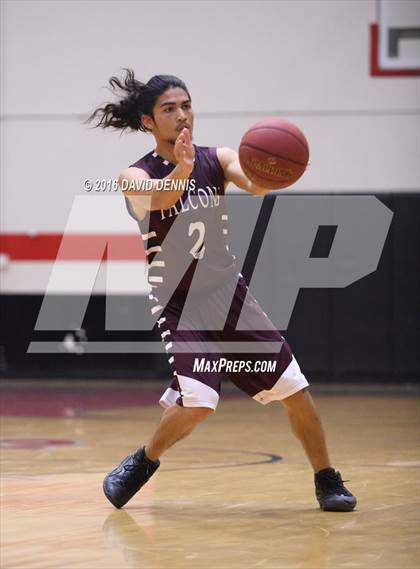 Thumbnail 2 in Independence vs. Bakersfield photogallery.