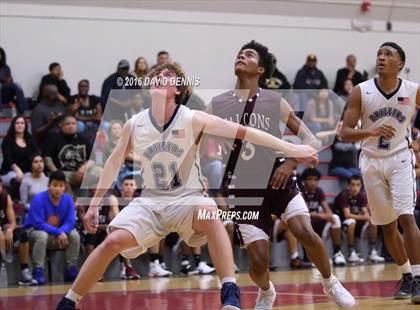 Thumbnail 3 in Independence vs. Bakersfield photogallery.