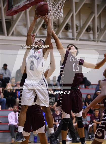 Thumbnail 2 in Independence vs. Bakersfield photogallery.