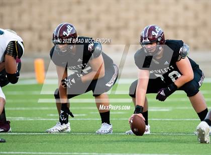 Thumbnail 2 in Plano East vs Rowlett photogallery.
