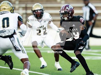 Thumbnail 3 in Plano East vs Rowlett photogallery.