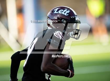 Thumbnail 2 in Plano East vs Rowlett photogallery.
