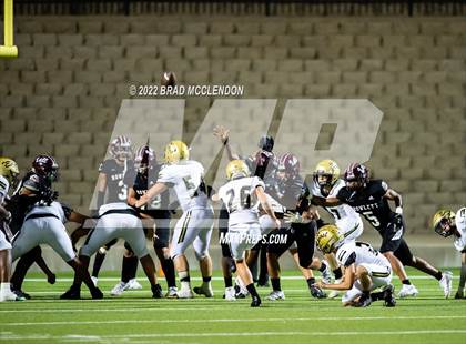 Thumbnail 3 in Plano East vs Rowlett photogallery.