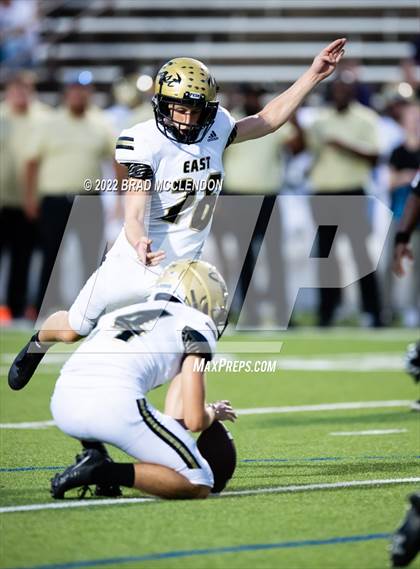 Thumbnail 3 in Plano East vs Rowlett photogallery.