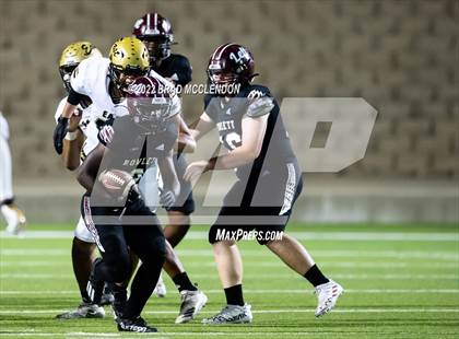 Thumbnail 1 in Plano East vs Rowlett photogallery.