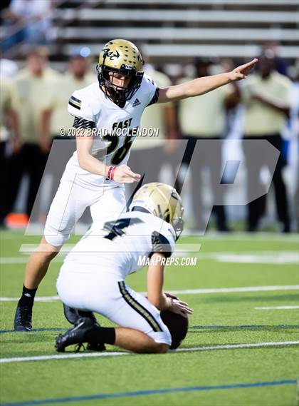 Thumbnail 2 in Plano East vs Rowlett photogallery.