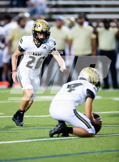 Thumbnail 2 in Plano East vs Rowlett photogallery.