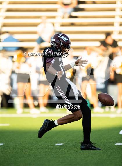 Thumbnail 2 in Plano East vs Rowlett photogallery.