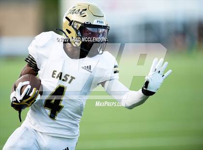 Thumbnail 3 in Plano East vs Rowlett photogallery.