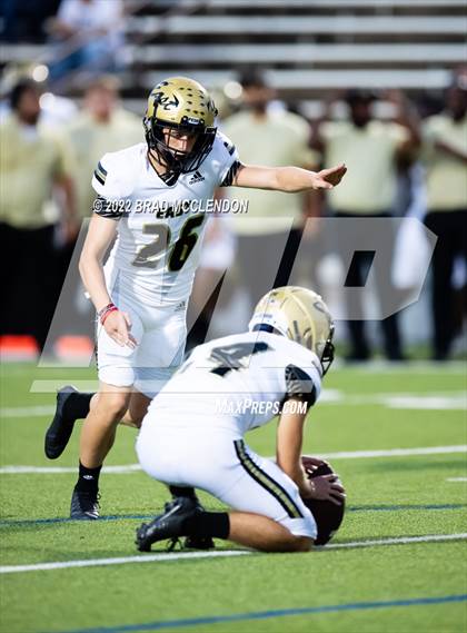 Thumbnail 1 in Plano East vs Rowlett photogallery.