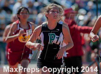 Thumbnail 3 in Don Green Invitational (Girls 800m) photogallery.