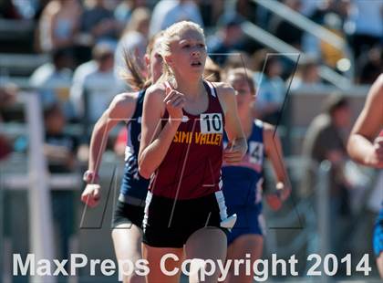 Thumbnail 3 in Don Green Invitational (Girls 800m) photogallery.