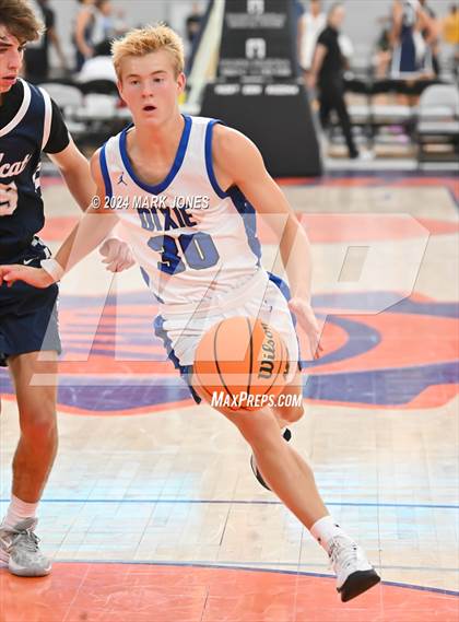 Thumbnail 2 in Dixie vs. Wilsonville (Section 7) photogallery.