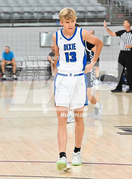 Thumbnail 2 in Dixie vs. Wilsonville (Section 7) photogallery.