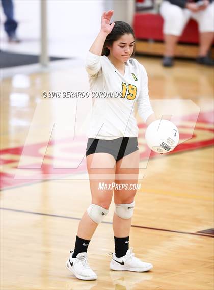 Thumbnail 1 in Hilmar vs. Colfax (CIF SJS D4 Final) photogallery.