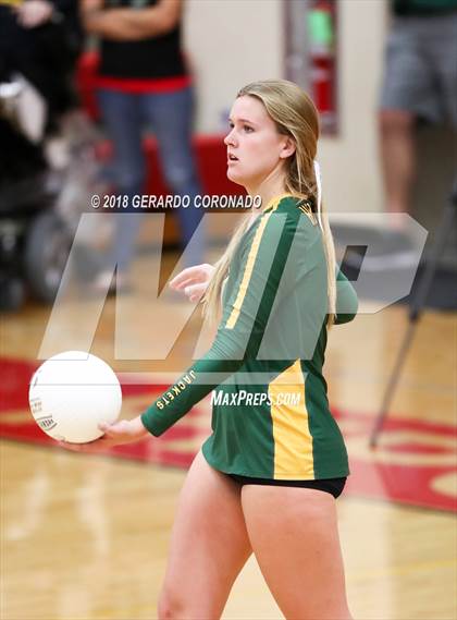 Thumbnail 3 in Hilmar vs. Colfax (CIF SJS D4 Final) photogallery.
