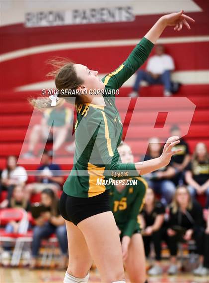 Thumbnail 3 in Hilmar vs. Colfax (CIF SJS D4 Final) photogallery.