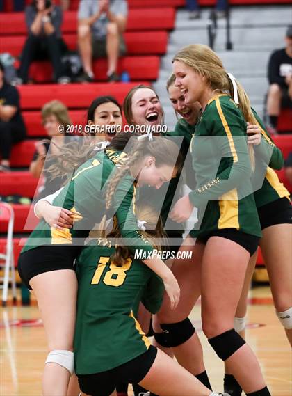 Thumbnail 1 in Hilmar vs. Colfax (CIF SJS D4 Final) photogallery.