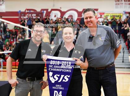 Thumbnail 2 in Hilmar vs. Colfax (CIF SJS D4 Final) photogallery.