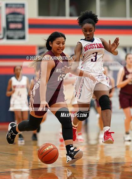 Thumbnail 3 in  JV Hillsboro @ Life Waxahachie  photogallery.