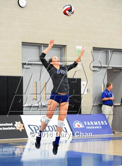 Thumbnail 1 in Alta Loma vs. Sonora (CIF State D4 Finals) photogallery.