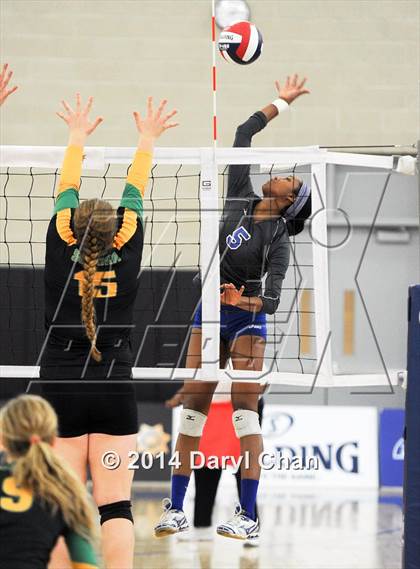 Thumbnail 2 in Alta Loma vs. Sonora (CIF State D4 Finals) photogallery.