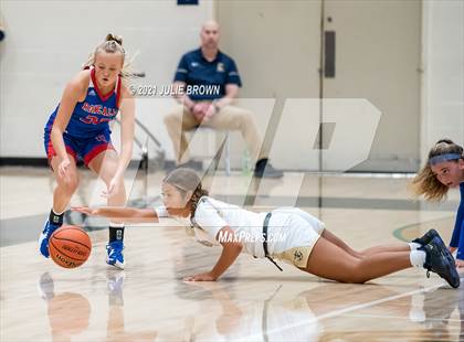 Thumbnail 3 in Roncalli @ Cathedral photogallery.