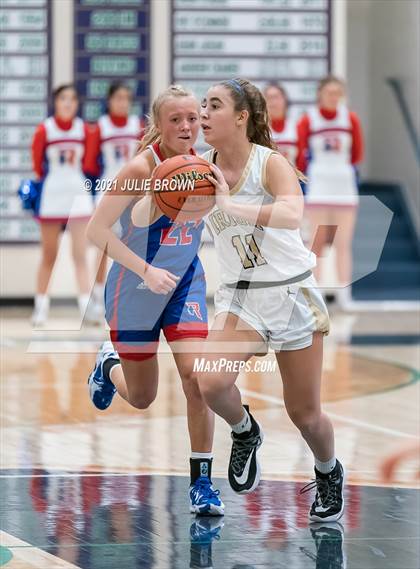 Thumbnail 1 in Roncalli @ Cathedral photogallery.