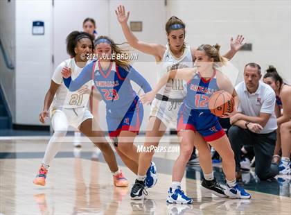 Thumbnail 1 in Roncalli @ Cathedral photogallery.