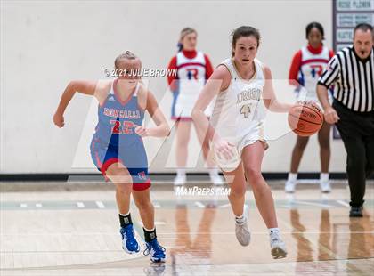 Thumbnail 2 in Roncalli @ Cathedral photogallery.
