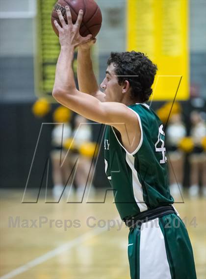 Thumbnail 2 in Del Oro vs Granite Bay photogallery.