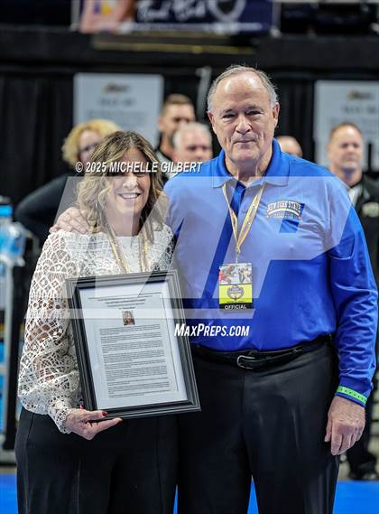 Thumbnail 3 in NYSPHSAA Division 2 State Championships (Ceremonies, Awards, Podiums) photogallery.