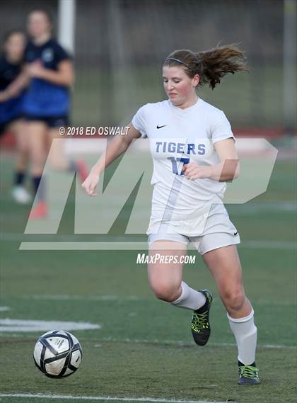 Thumbnail 3 in Analy vs. Campolindo (CIF NCS D3 Final) photogallery.