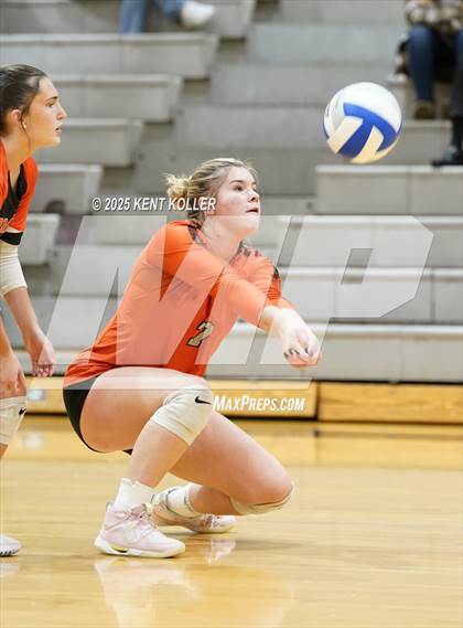 Thumbnail 2 in Armada @ Lutheran North photogallery.